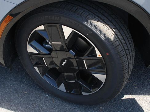 New 2026 Kia Sportage SX AWD/4WD image 9