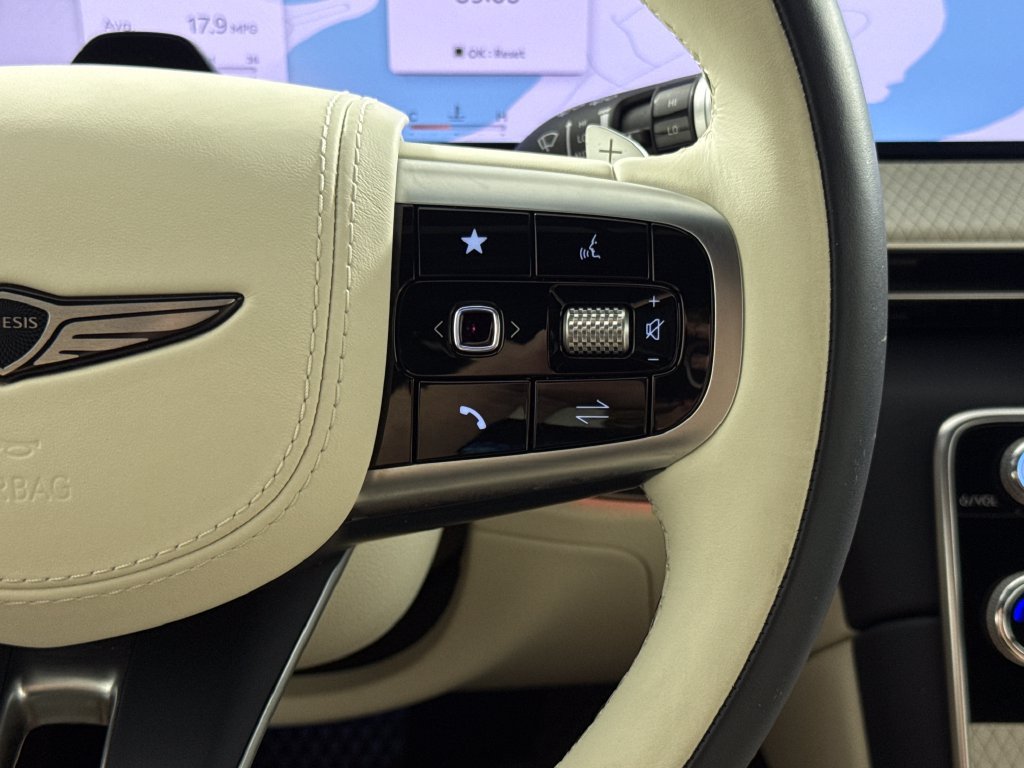 Certified 2025 Genesis GV80 3.5T Prestige AWD/4WD image 18
