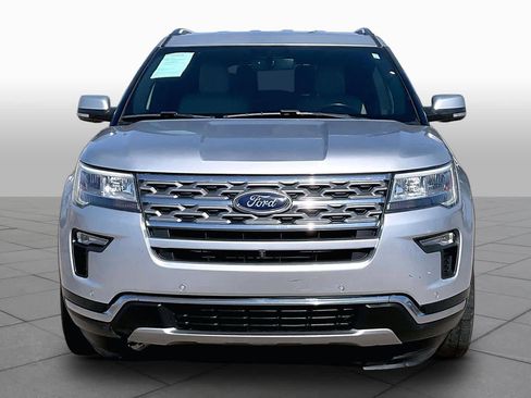 Used 2018 Ford Explorer Limited FWD image 4