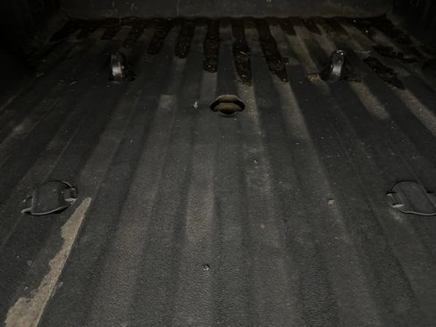 Used 2017 Chevrolet Silverado 2500 LTZ w/ Vortec Plus Package image 9