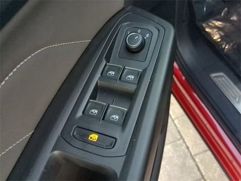 Certified 2022 Volkswagen Atlas SE w/ Panoramic Sunroof Package image 19