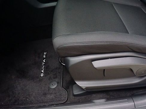 New 2026 Hyundai Santa Fe SE FWD image 18