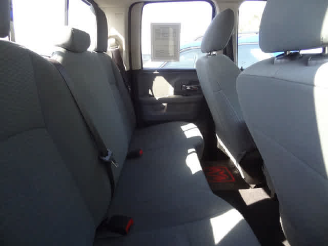 Used 2017 RAM 1500 Classic SLT AWD/4WD image 14