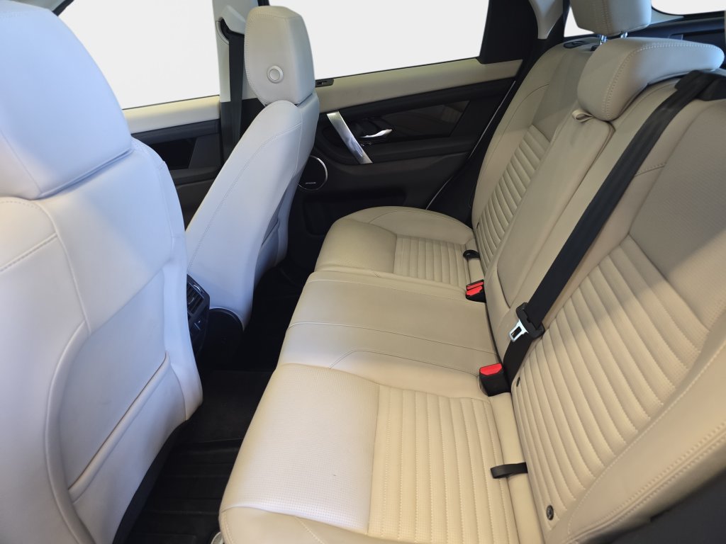 Certified 2025 Land Rover Discovery Sport S AWD/4WD image 17
