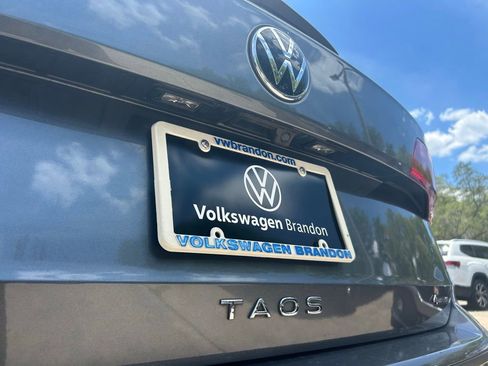 Certified 2022 Volkswagen Taos SE AWD/4WD image 47
