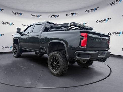 Used 2025 Chevrolet Silverado 2500 LTZ w/ LTZ Plus Package AWD/4WD image 3