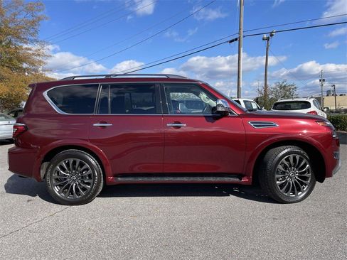 Used 2024 Nissan Armada Platinum w/ Captain's Chairs Package image 2