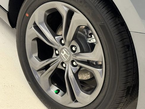 New 2026 Honda Accord EX-L image 11