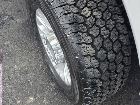 Used 2022 Ford F250 XL w/ STX Appearance Package image 33