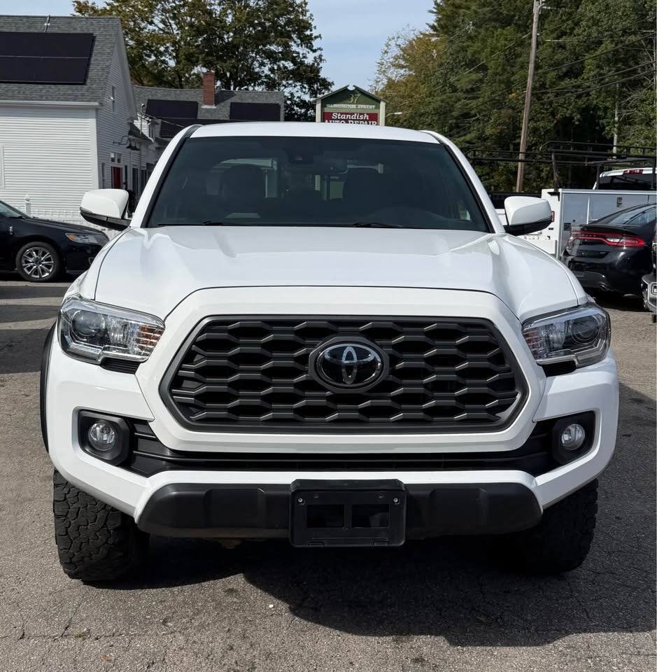 Used 2021 Toyota Tacoma TRD Off-Road w/ Technology Package AWD/4WD image 5