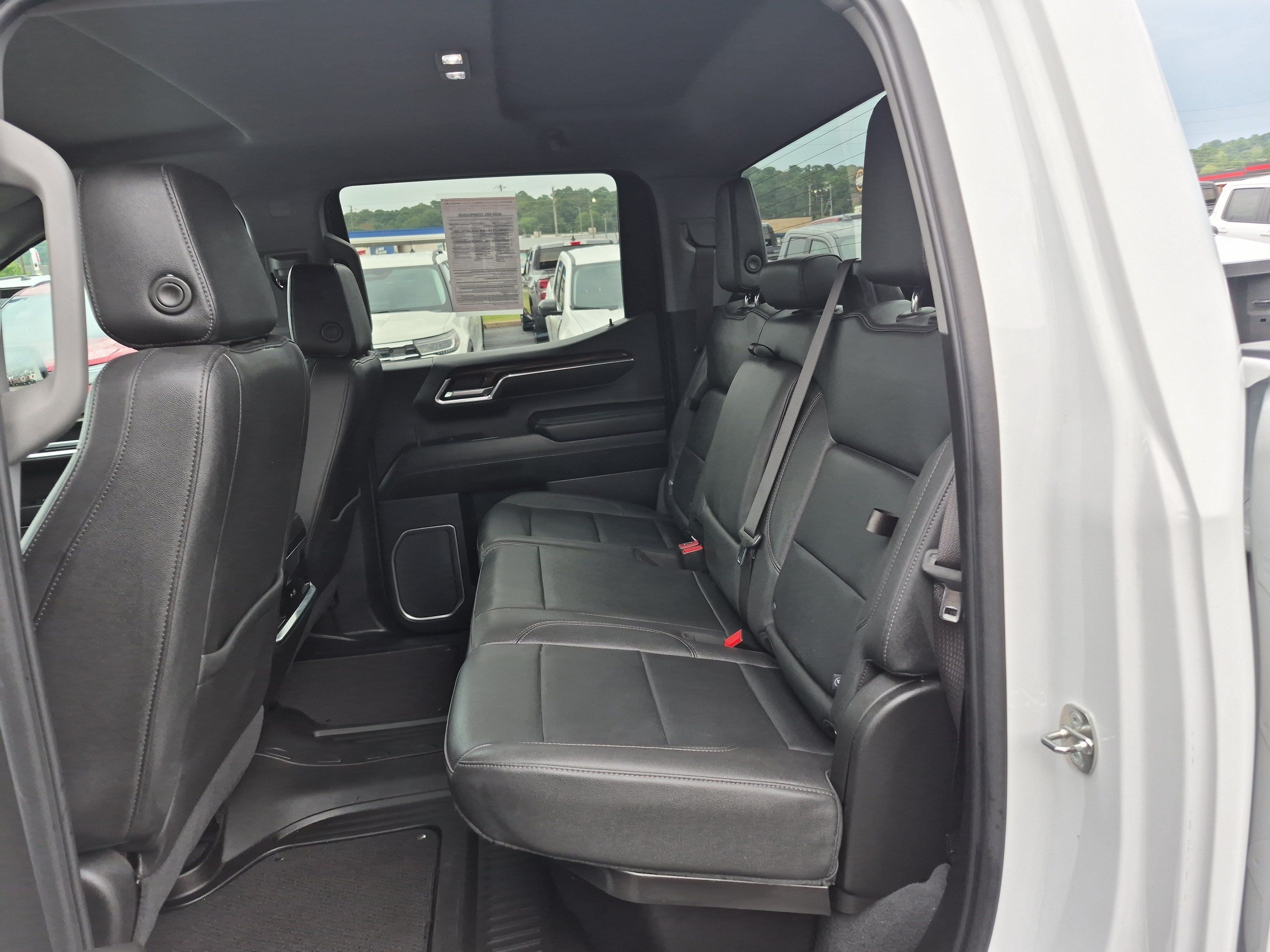 Used 2023 GMC Sierra 1500 SLT w/ SLT Convenience Package AWD/4WD image 18