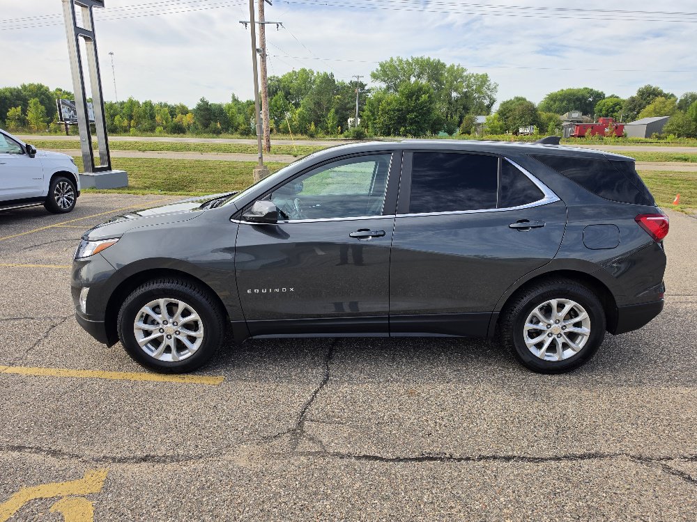 Used 2021 Chevrolet Equinox LT FWD image 2