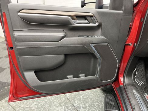 Certified 2024 Chevrolet Silverado 2500 LT w/ Convenience Package AWD/4WD image 10