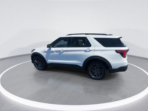 New 2026 Ford Explorer ST-Line AWD/4WD image 7
