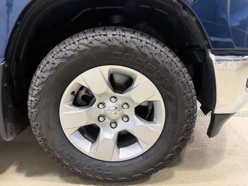 Used 2021 RAM 1500 Big Horn AWD/4WD image 9