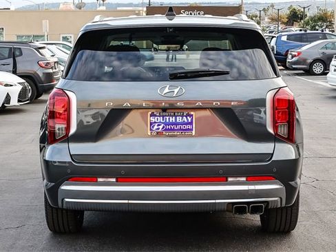 Used 2023 Hyundai Palisade Calligraphy image 5