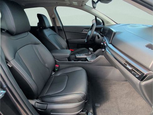 New 2026 Kia Sportage EX FWD image 15