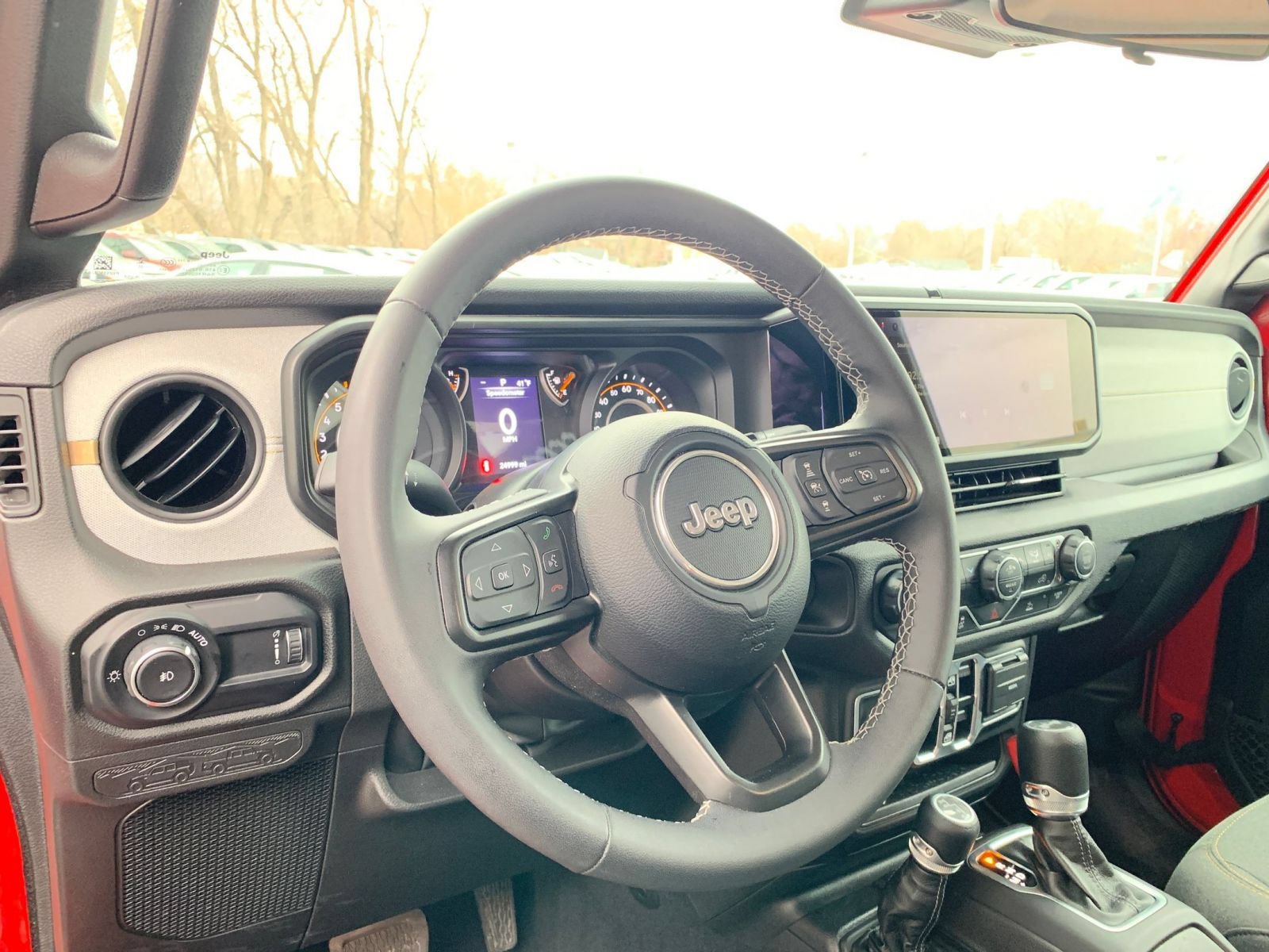 Used 2025 Jeep Wrangler Unlimited Sport AWD/4WD image 32