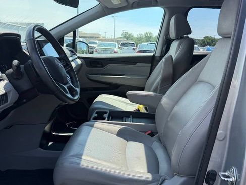 Used 2018 Honda Odyssey EX-L image 12