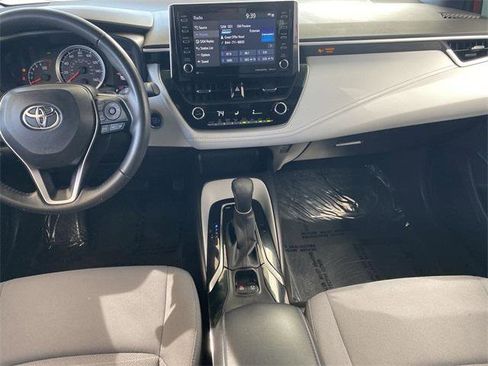 Certified 2021 Toyota Corolla SE w/ SE Premium Package FWD image 24