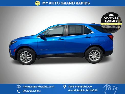 Used 2024 Chevrolet Equinox LT w/ LPO, Floor Liner Package AWD/4WD image 4