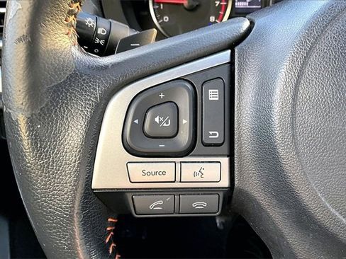 Used 2016 Subaru Crosstrek 2.0i Premium w/ Moonroof Package image 11