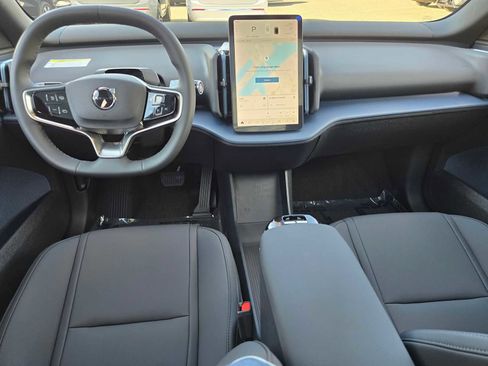 New 2026 Volvo EX30 Plus image 18