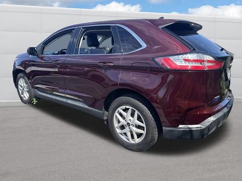 Used 2023 Ford Edge SEL w/ Convenience Package AWD/4WD image 3