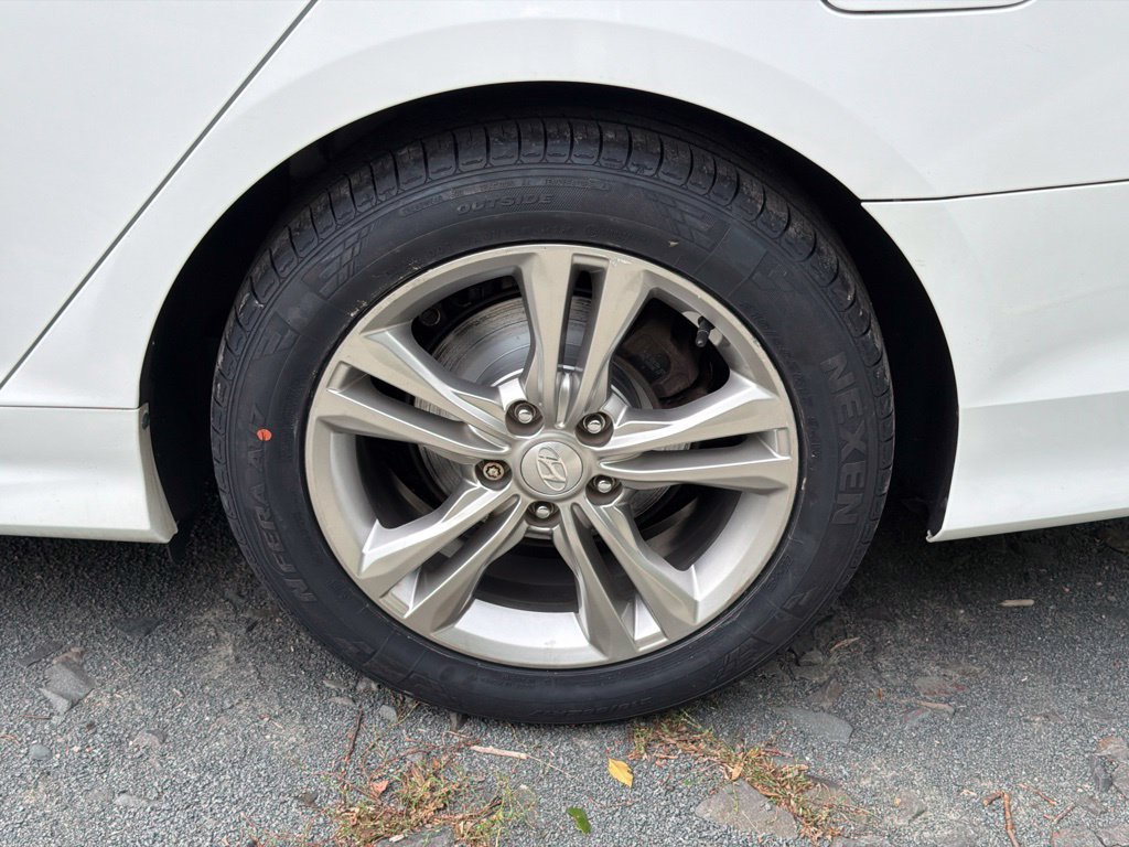 Used 2019 Hyundai Sonata SEL FWD image 6
