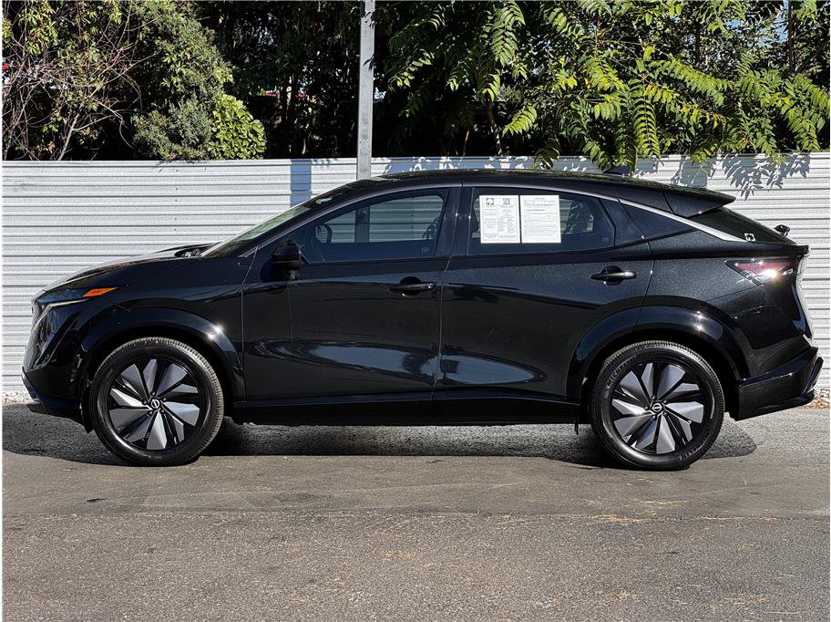 Used 2024 Nissan Ariya AWD image 9