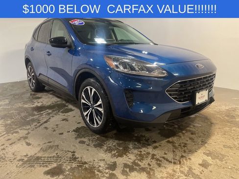 Used 2022 Ford Escape SE w/ SE Sport Appearance Package image 1