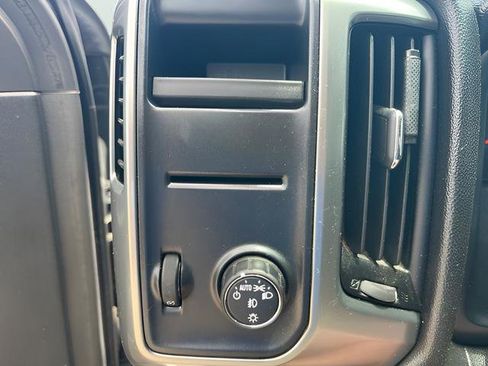 Used 2017 Chevrolet Silverado 1500 LT w/ Texas Edition RWD image 22