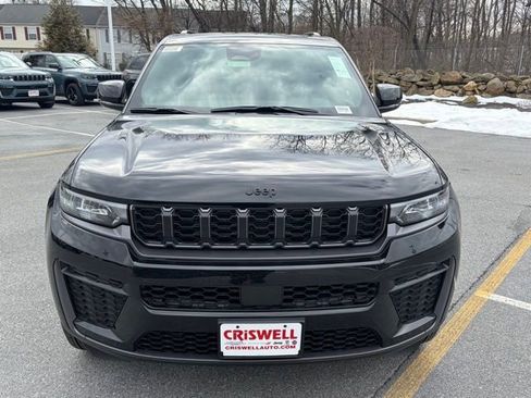 New 2026 Jeep Grand Cherokee Altitude image 10