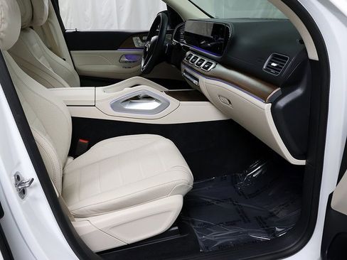 Certified 2026 Mercedes-Benz GLE 450 4MATIC image 37