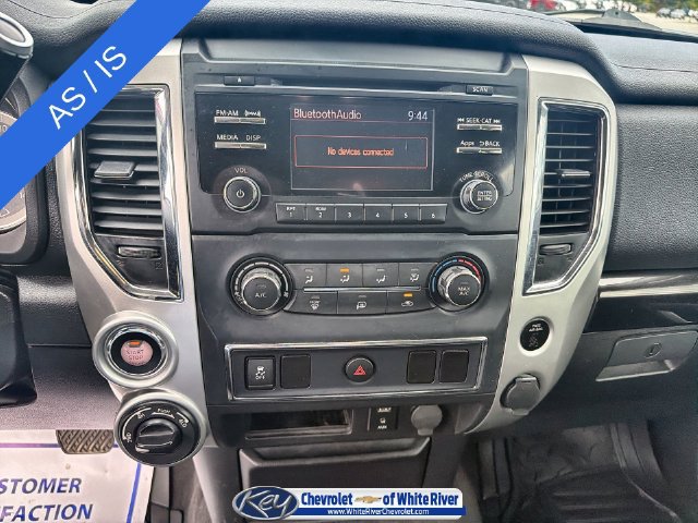 Used 2017 Nissan Titan SV AWD/4WD image 13