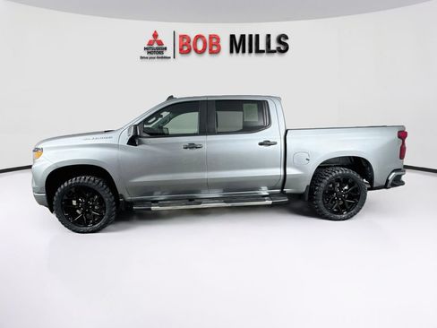 Used 2023 Chevrolet Silverado 1500 Custom RWD image 4