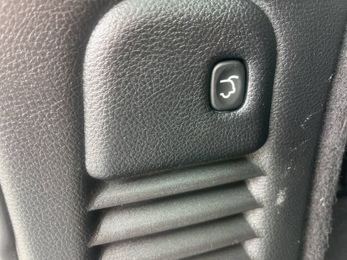 Used 2016 Dodge Durango Limited w/ Nav & Power Liftgate Group AWD/4WD image 31