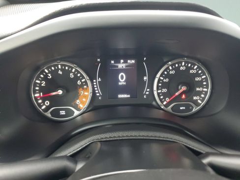 Used 2018 Jeep Renegade Latitude w/ Popular Equipment Group AWD/4WD image 22