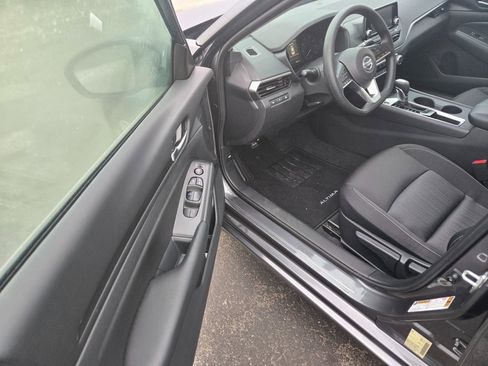 Used 2022 Nissan Altima 2.5 S image 5