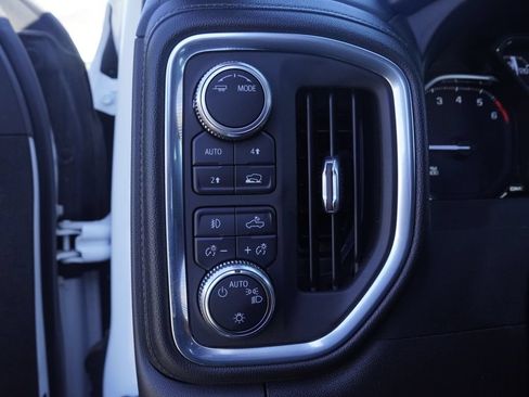 Used 2022 GMC Sierra 1500 Elevation AWD/4WD image 13