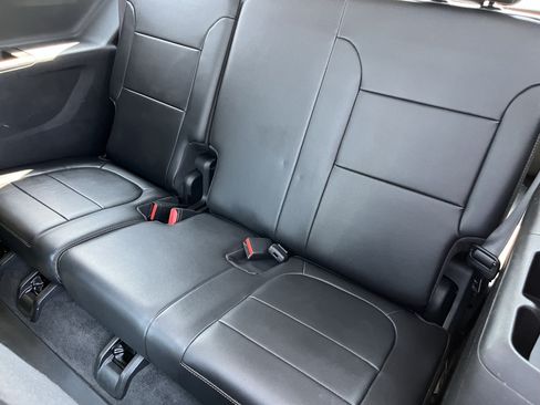 Used 2018 Chevrolet Traverse LT AWD/4WD image 20