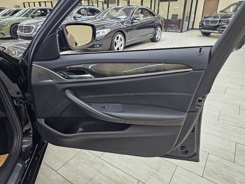 Used 2017 BMW 530i RWD image 40