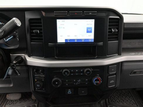 Used 2023 Ford F250 XL w/ Snow Plow Prep Package image 19