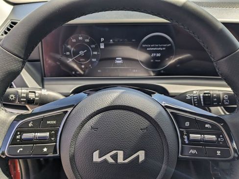 Used 2024 Kia Seltos SX image 17