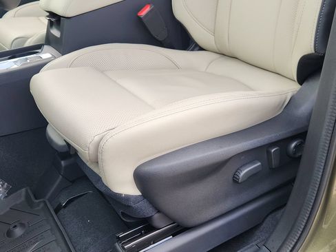 New 2026 Subaru Ascent Limited AWD/4WD image 19