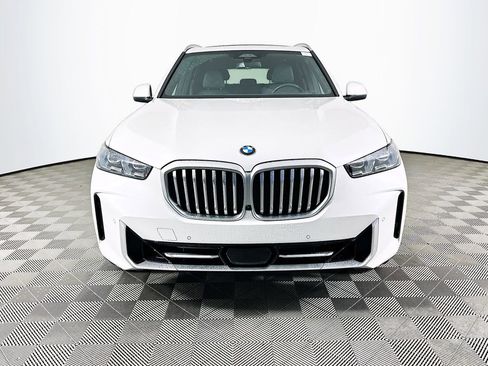 Used 2026 BMW X5 xDrive40i AWD/4WD image 3