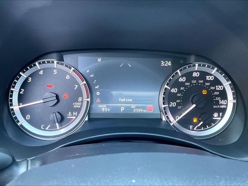 Certified 2025 Toyota Highlander LE FWD image 26