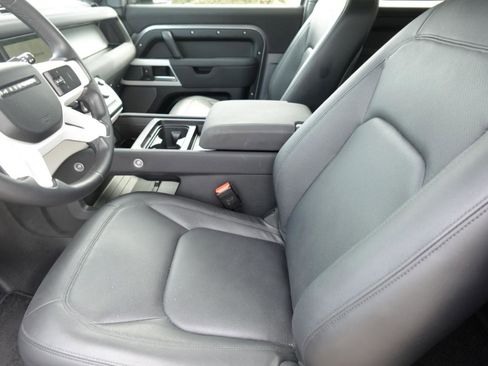 Used 2023 Land Rover Defender 90 S AWD/4WD image 8