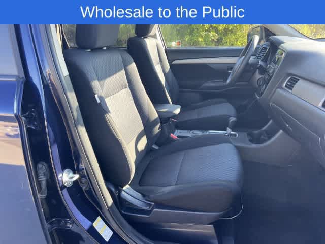 Used 2014 Mitsubishi Outlander ES FWD image 12