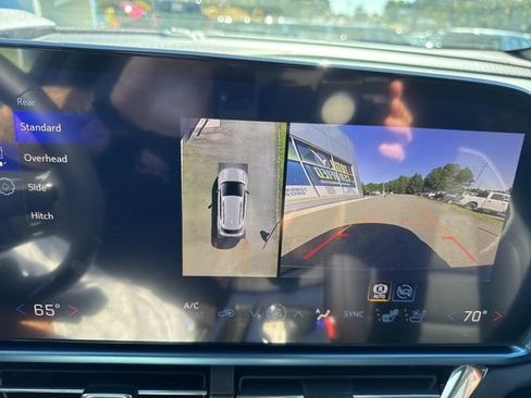 New 2026 Chevrolet Equinox EV LT w/ Convenience Package II image 21